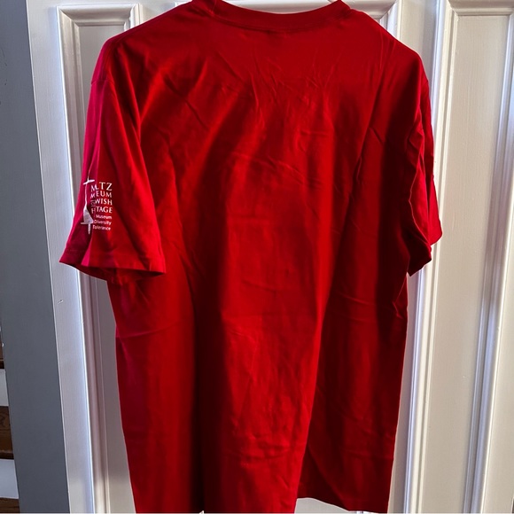 Dist Rict Notorious RBG Graphic T-Shirt Maltz Museum Red Multiple Sizes - Picture 4 of 4